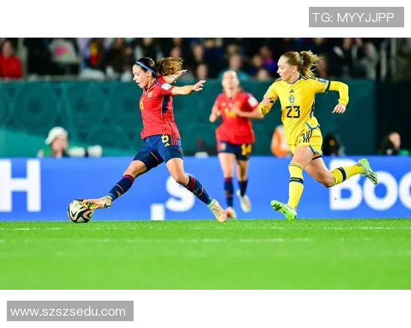 聚焦世界女足球星成长历程与辉煌时刻背后的奋斗故事